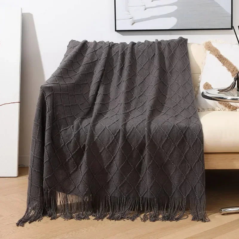 Nordic Solid Casual Blankets Throws Soft Comfortable Knitted Shawl Sofa Blanket Bed End Cover Travel Hotel Decorative Bedspread - Sleek Surprises
