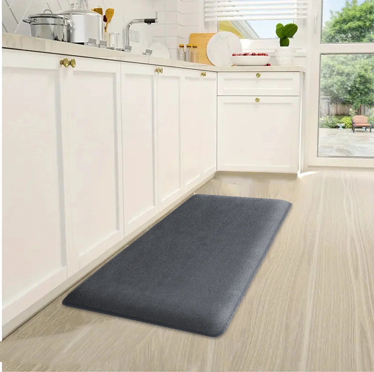 Absorbant Anti-slip Super Soft Floor Mat - Sleek Surprises