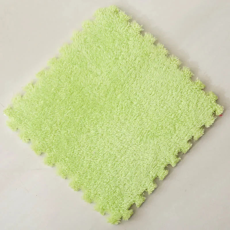 Soft Interlocking Plush Playmat Tiles