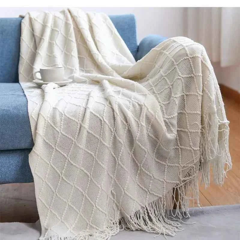 Nordic Solid Casual Blankets Throws Soft Comfortable Knitted Shawl Sofa Blanket Bed End Cover Travel Hotel Decorative Bedspread